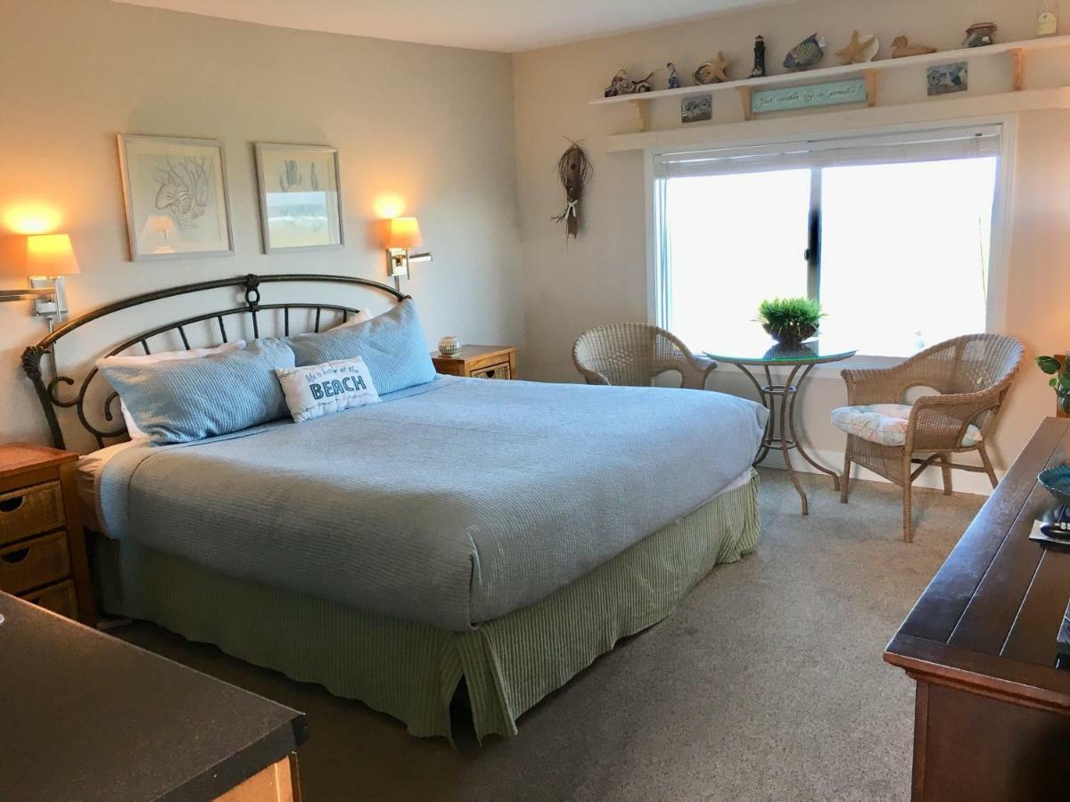 The Tradewinds Condo/Hotel Seaside Room photo